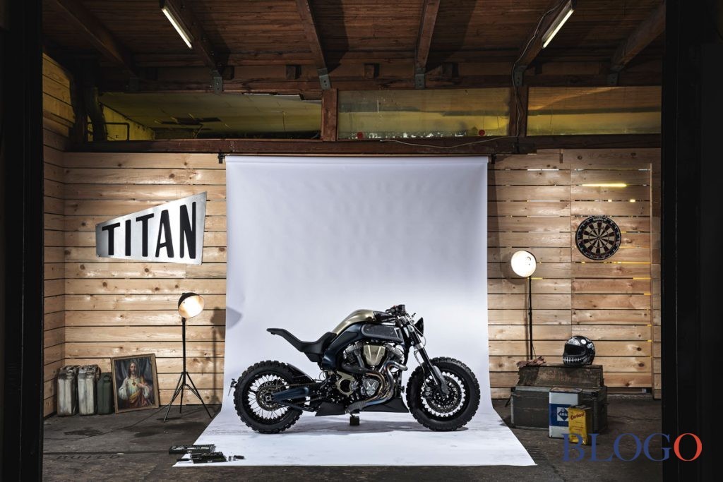 Yamaha MT-01 "Blue Falcon" | Titan Motorcycles