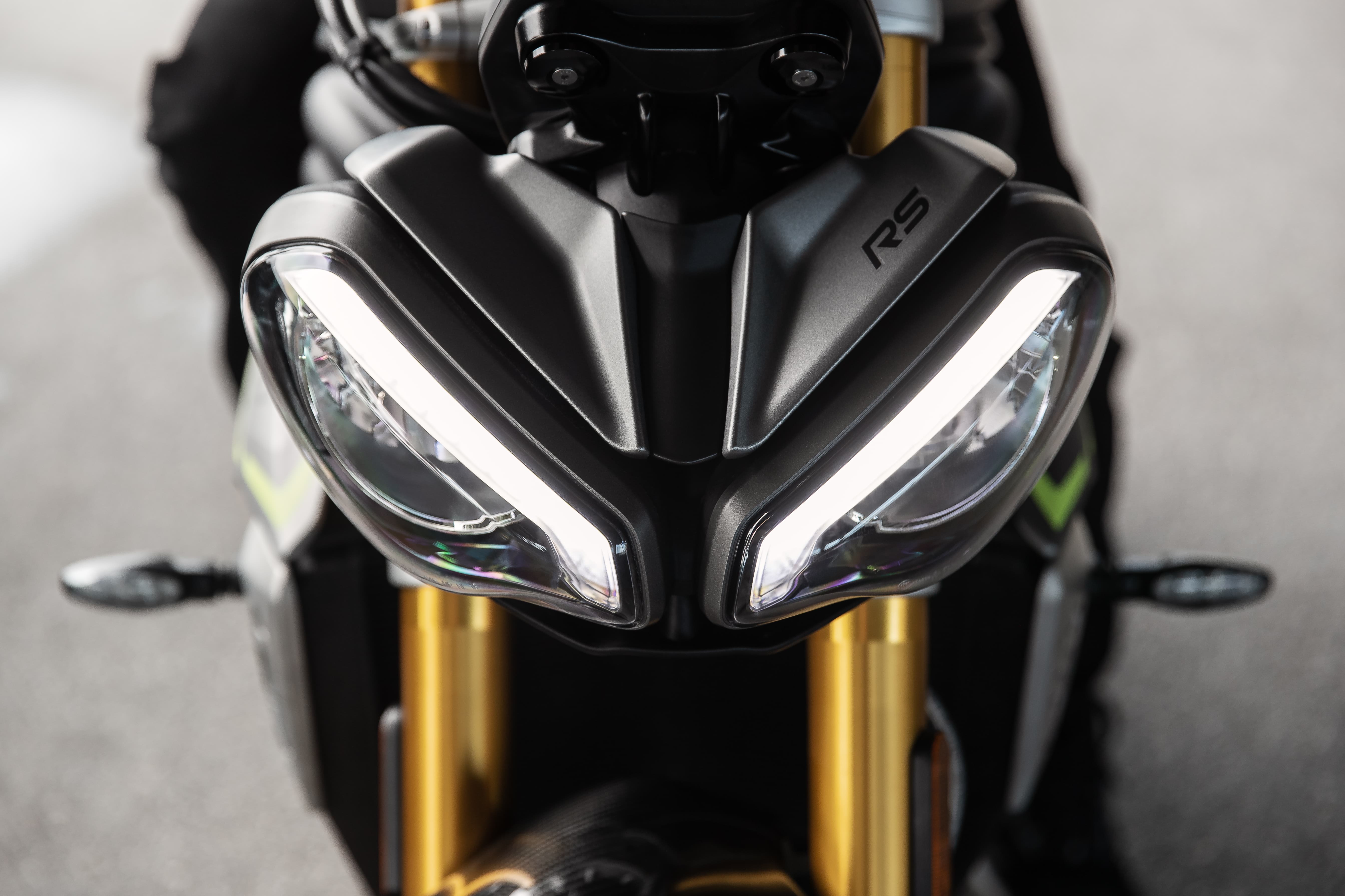 Triumph svela la nuova Speed Triple 1200 RS