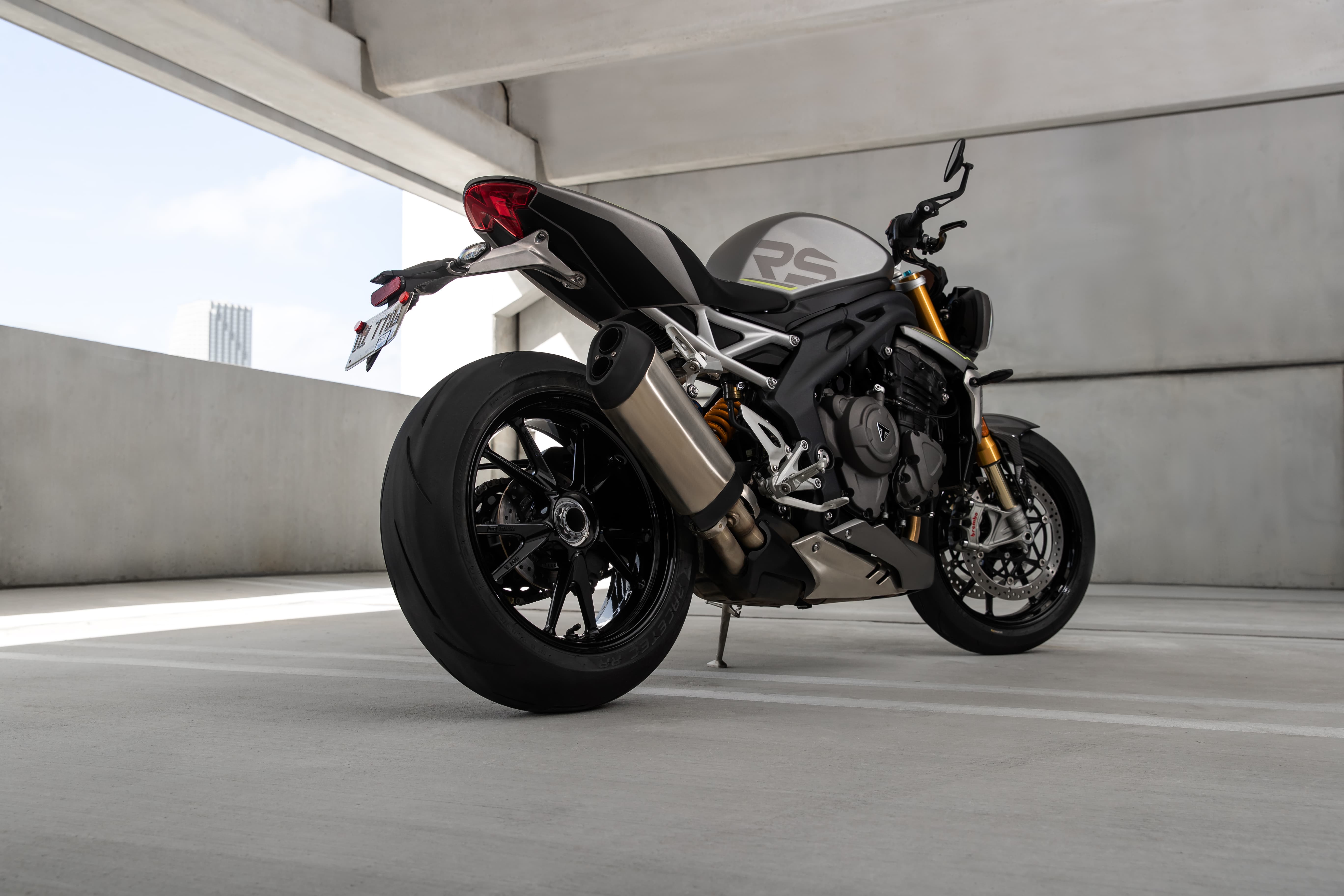 Triumph svela la nuova Speed Triple 1200 RS
