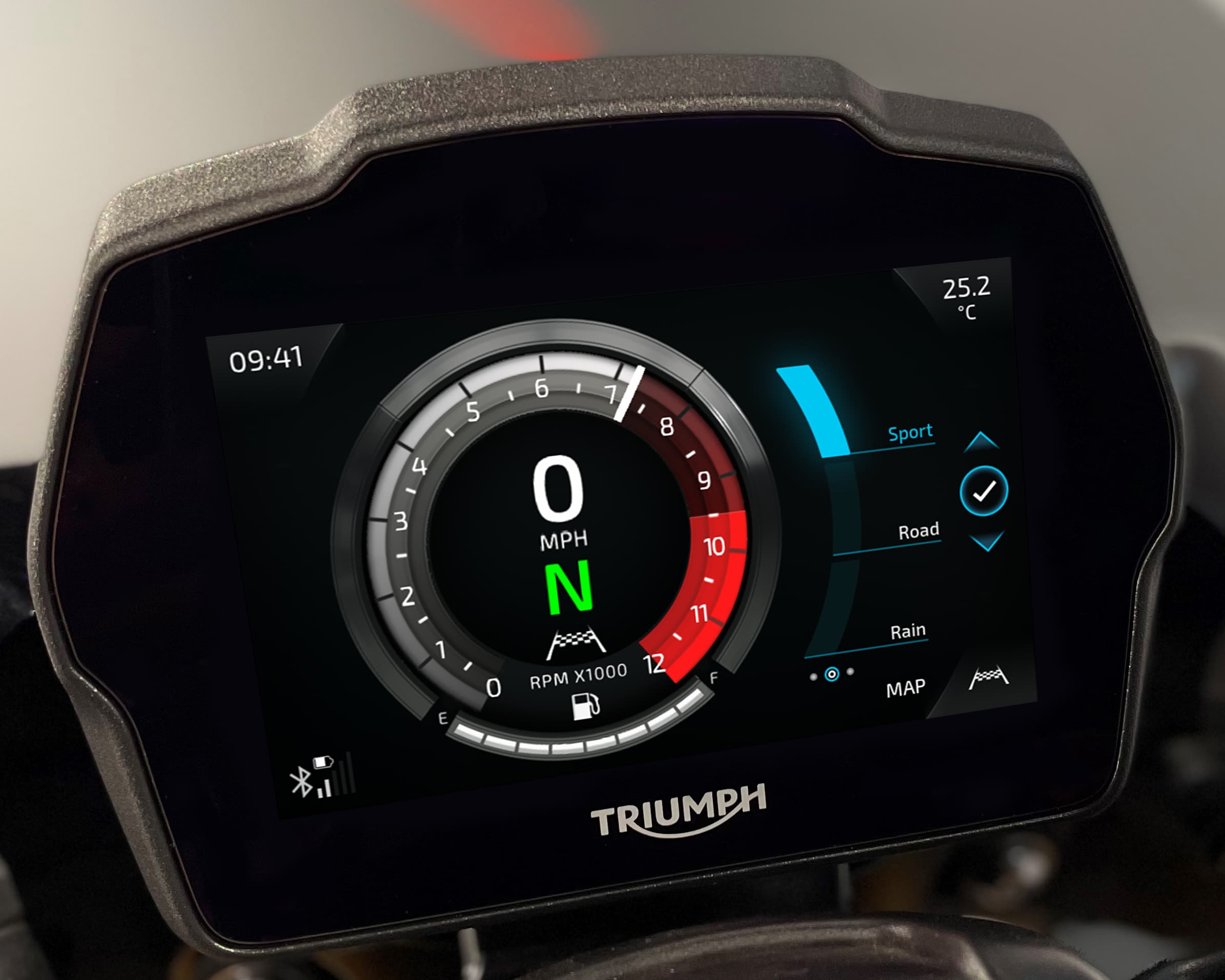 Triumph svela la nuova Speed Triple 1200 RS