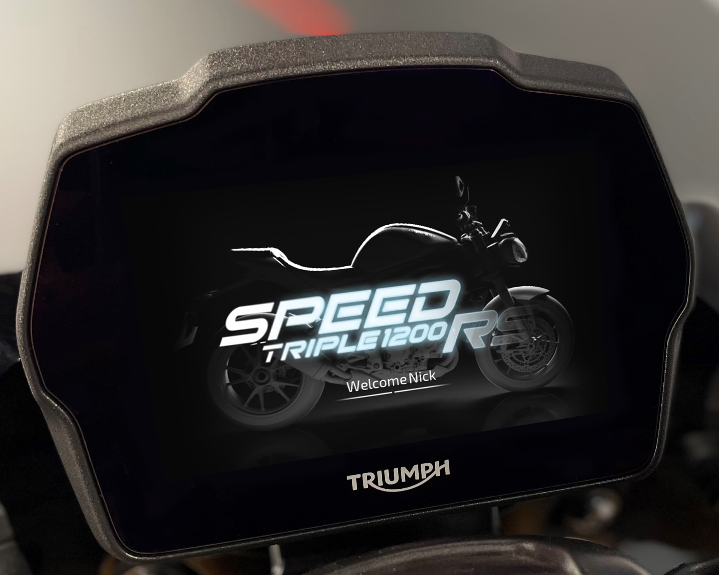 Triumph svela la nuova Speed Triple 1200 RS