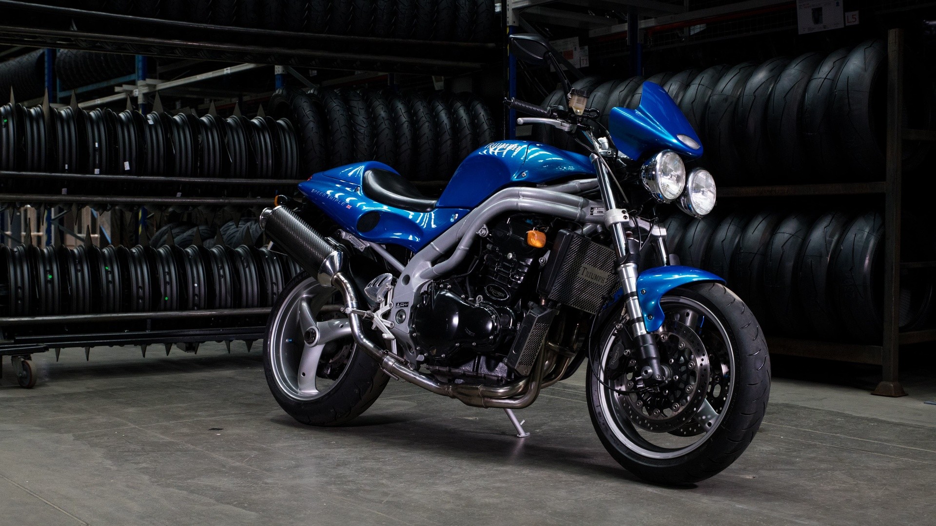 Triumph Speed Triple: la storia