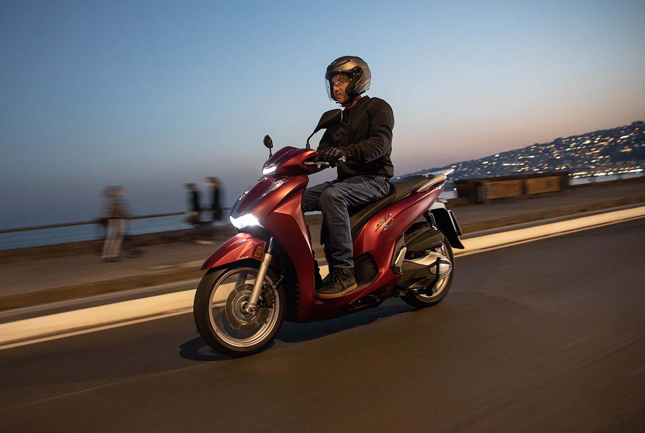 Honda SH350i, le foto della prova