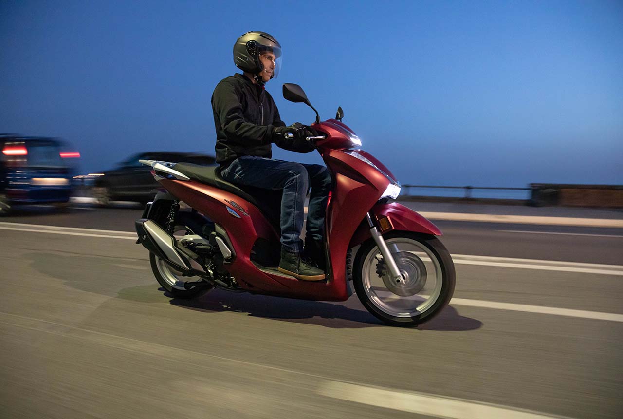 Honda SH350i, le foto della prova