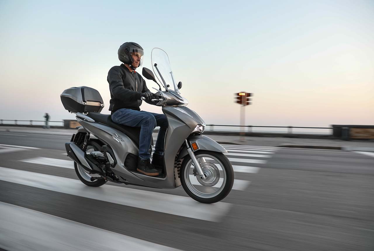 Honda SH350i, le foto della prova