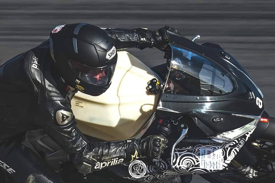 Aprilia RSV4 1100 e 1100 Factory