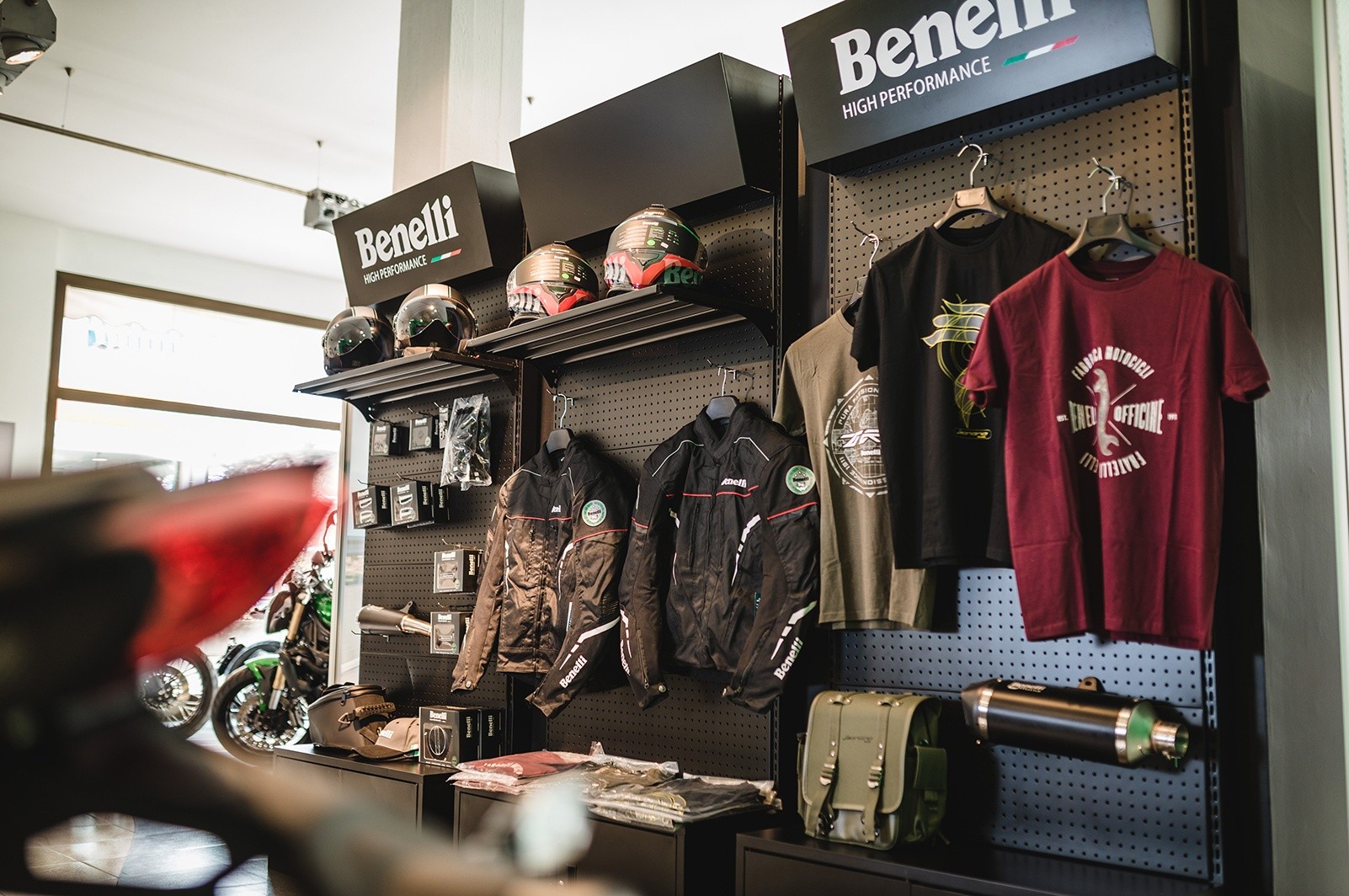 Il nuovo store Benelli di Pesaro