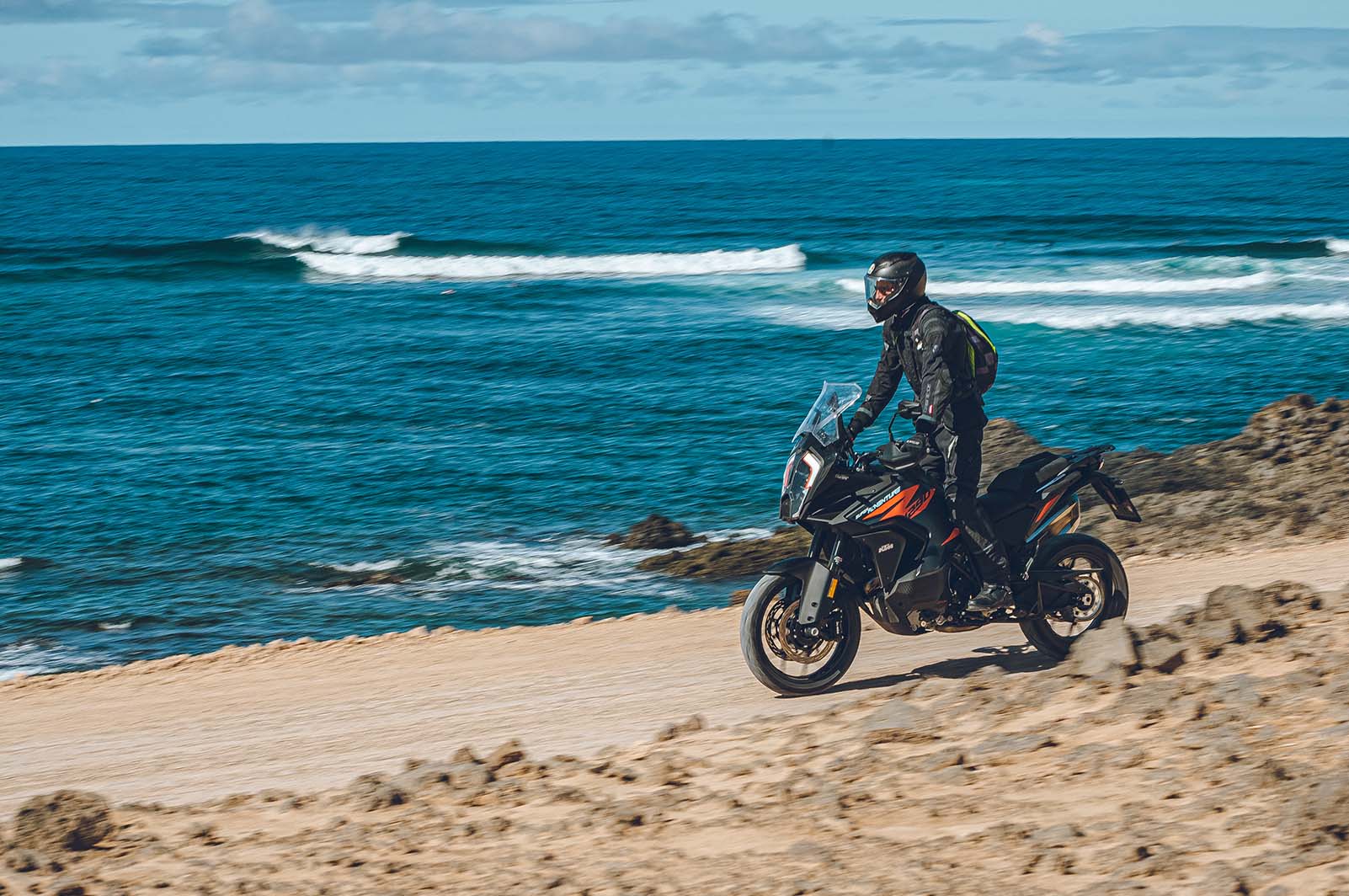 KTM 1290 Super Adventure S 2021, le foto della prova su strada