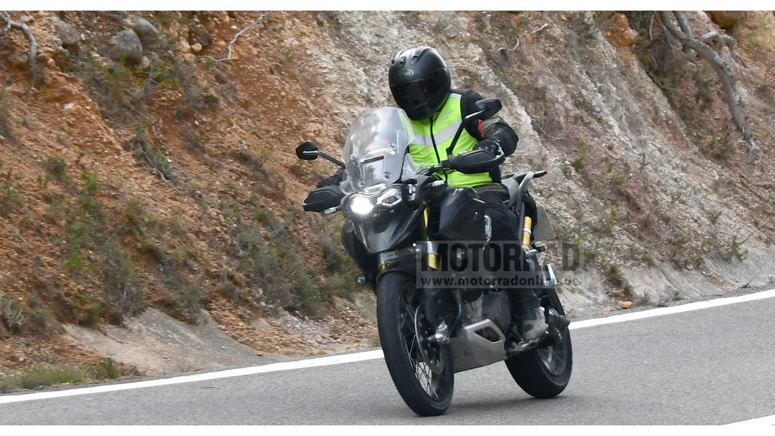 Triumph Tiger 1200: foto spia