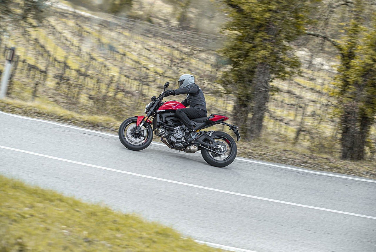 Ducati Monster 2021, le foto della prova
