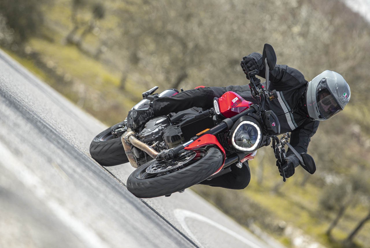 Ducati Monster 2021, le foto della prova