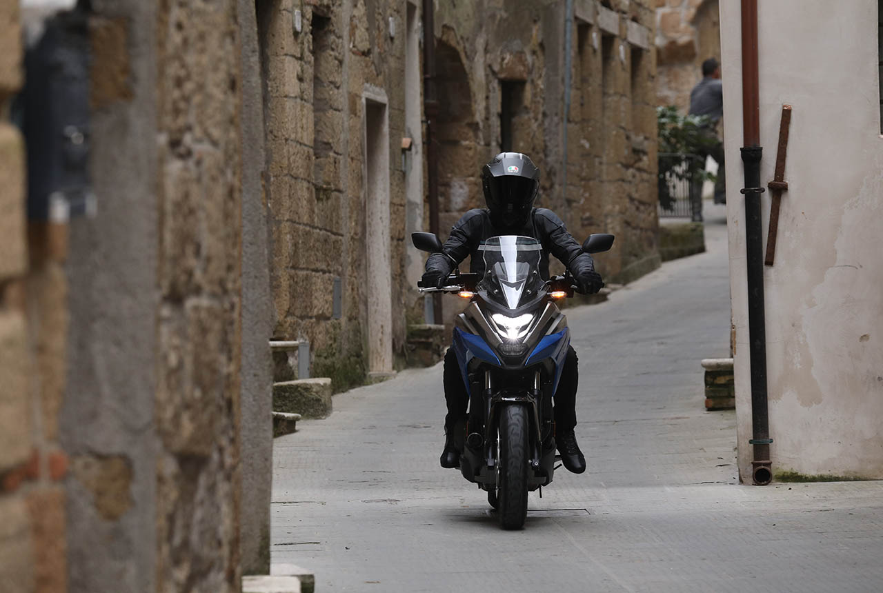 Honda NC750X 2021, le foto della prova