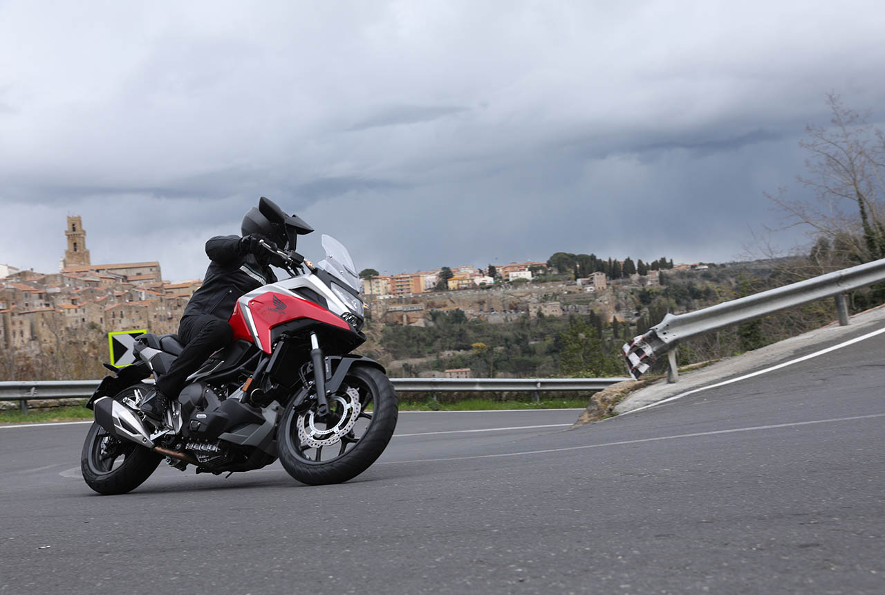 Honda NC750X 2021, le foto della prova