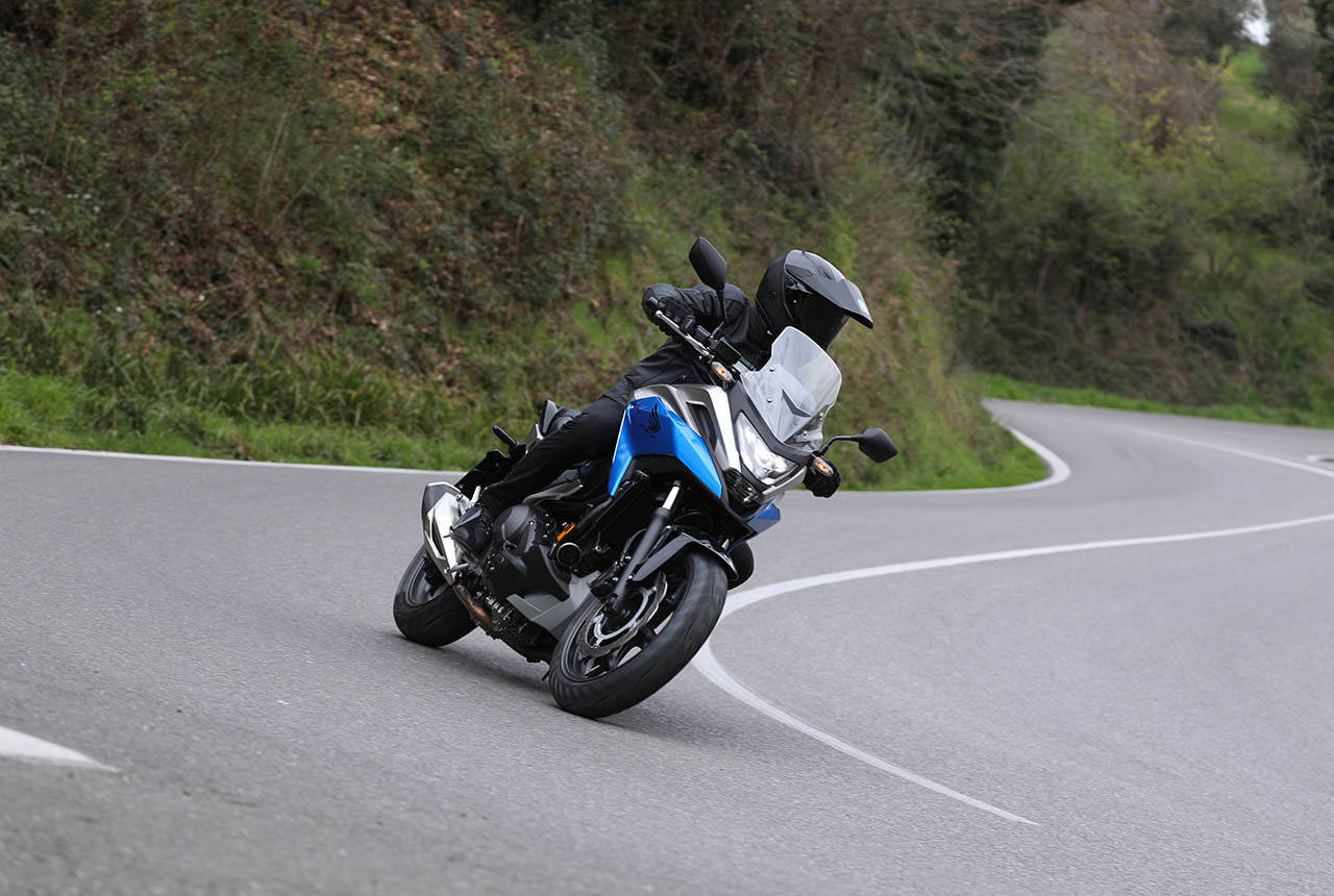 Honda NC750X 2021, le foto della prova