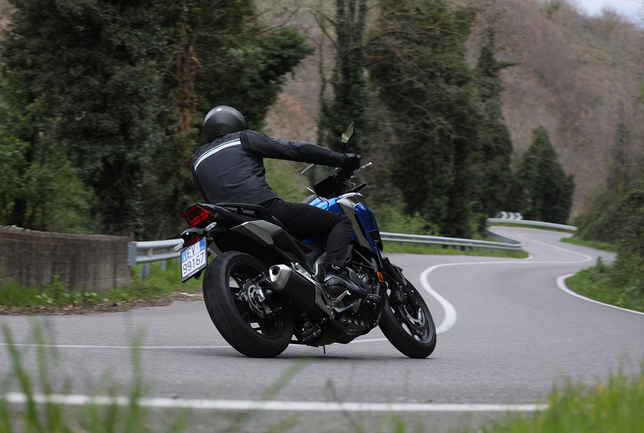 Honda NC750X 2021, le foto della prova