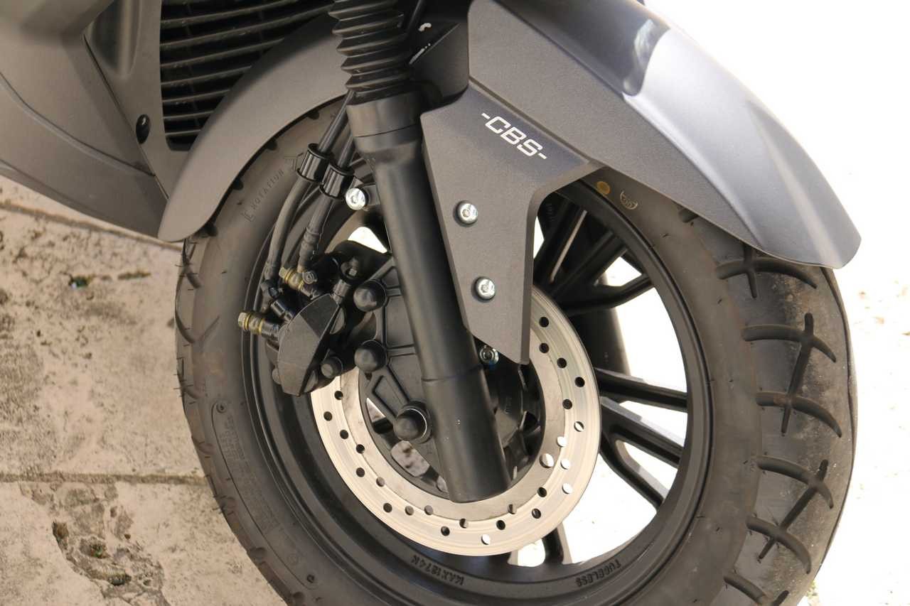 Jonway MJS-E Sport: com'è fatto