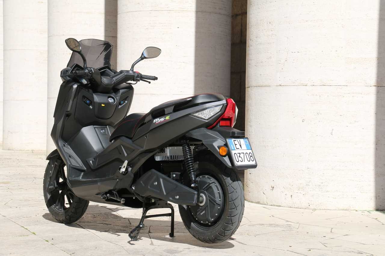 Jonway MJS-E Sport: com'è fatto