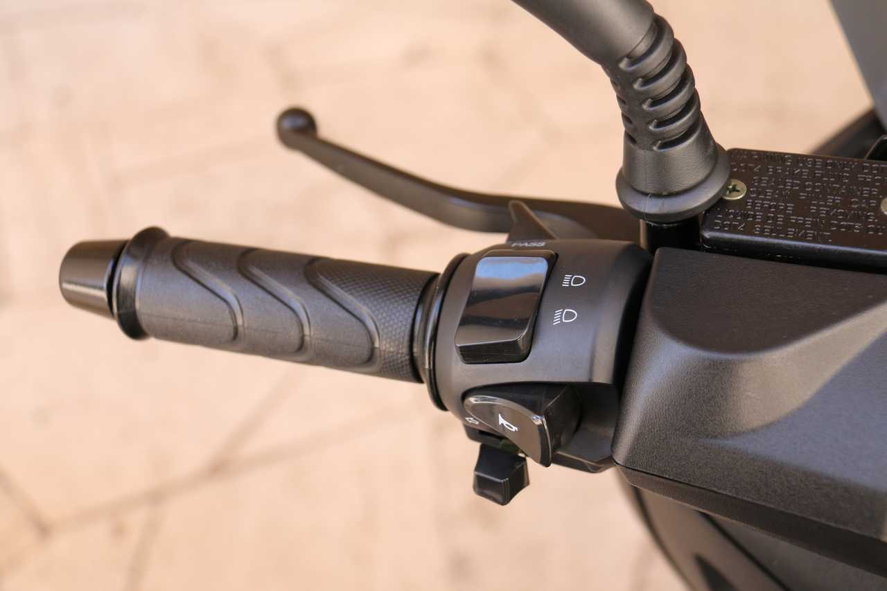 Jonway MJS-E Sport: com'è fatto