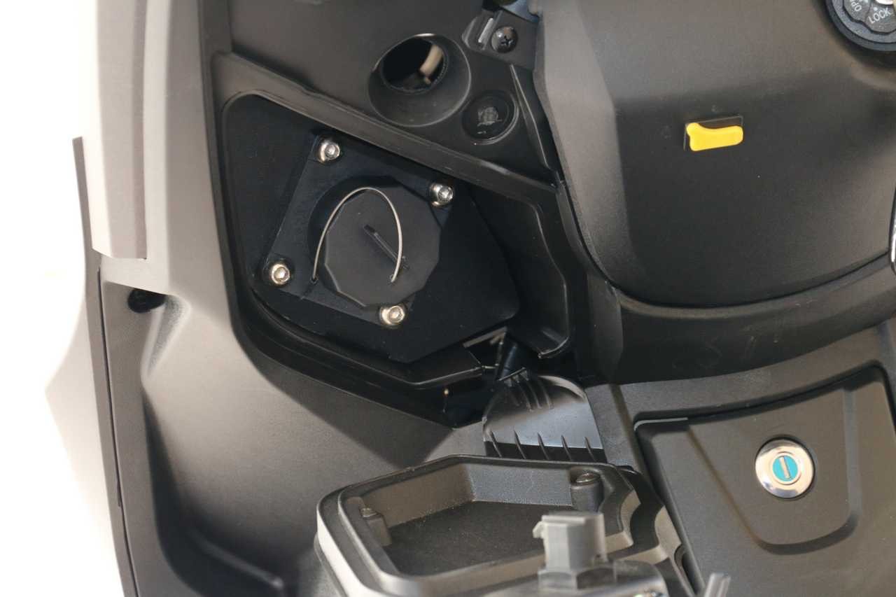 Jonway MJS-E Sport: com'è fatto