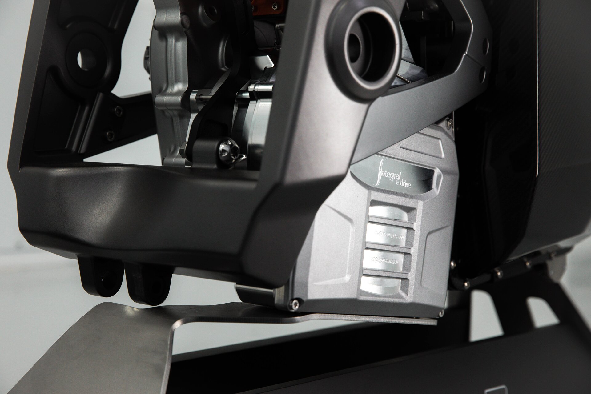 Triumph Project TE-1: sviluppo della moto elettrica