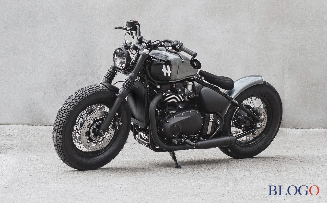 Triumph Bonneville Bobber "Black Orca" | Hookie Co.