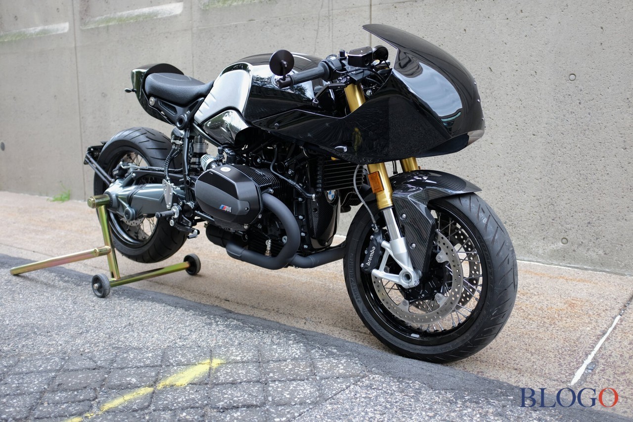 BMW R Nine T "The Dark Knight" | Singular Rides