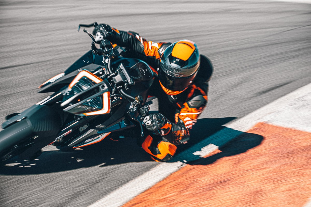 KTM 1290 Super Duke RR, "La Bestia" si fa ancora più esclusiva