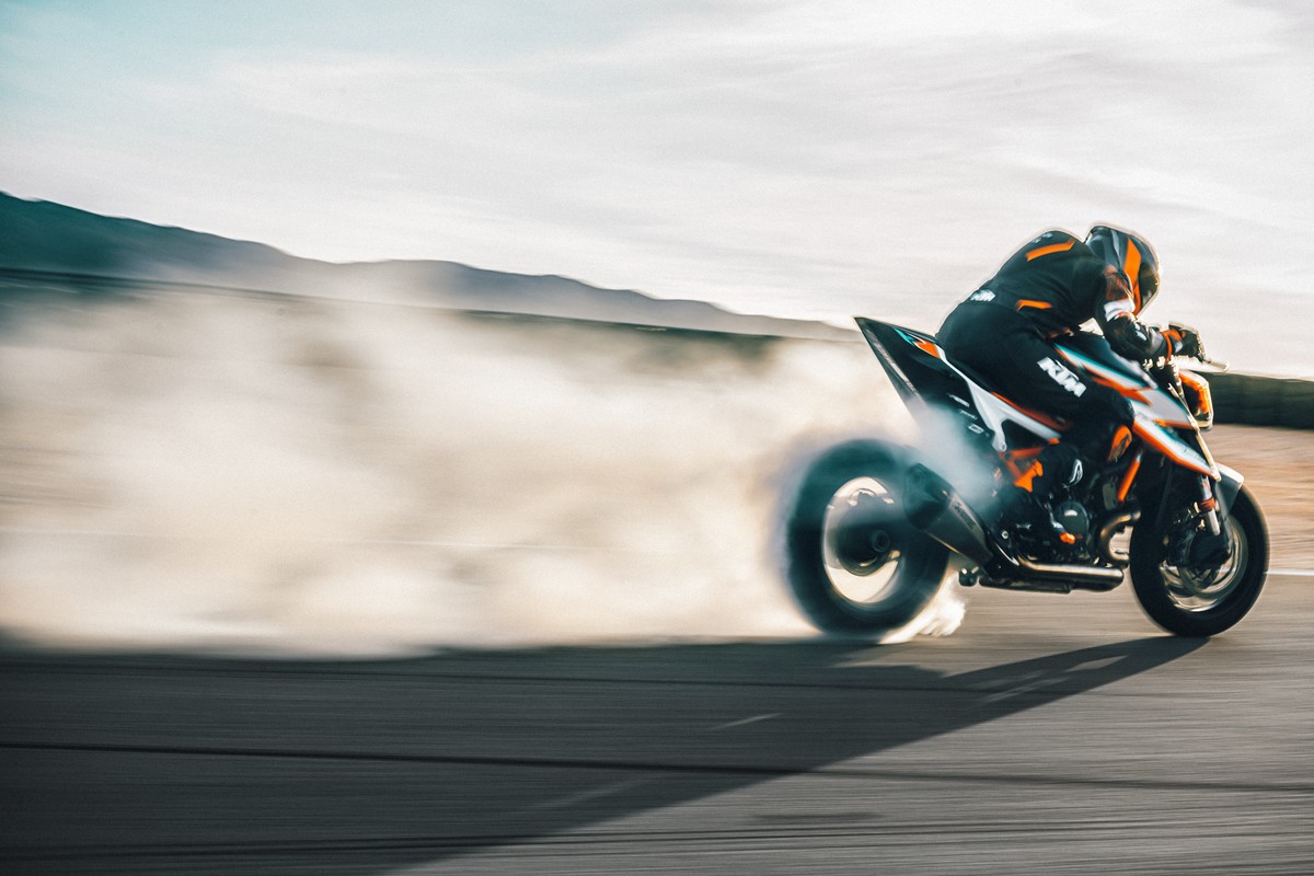 KTM 1290 Super Duke RR, "La Bestia" si fa ancora più esclusiva