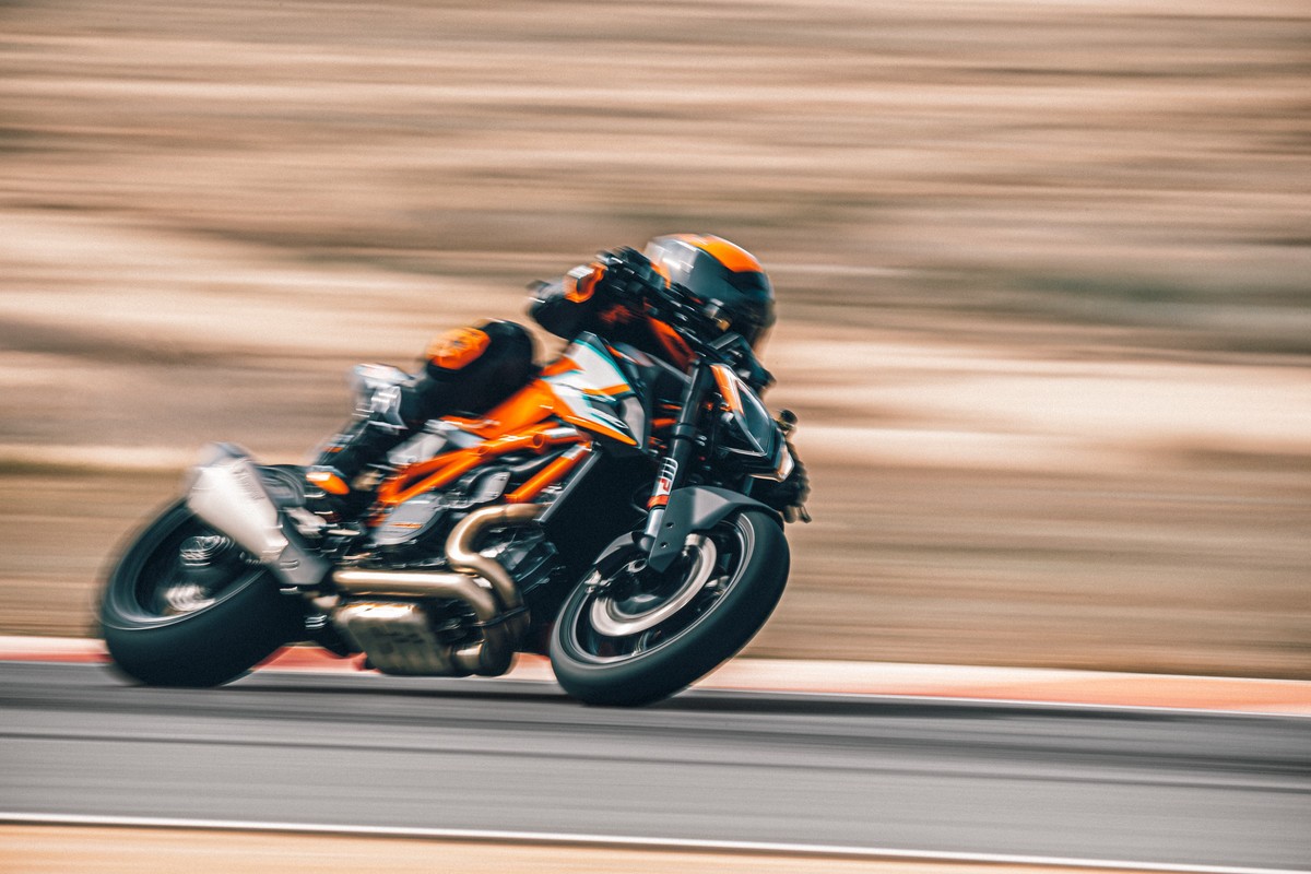 KTM 1290 Super Duke RR, "La Bestia" si fa ancora più esclusiva