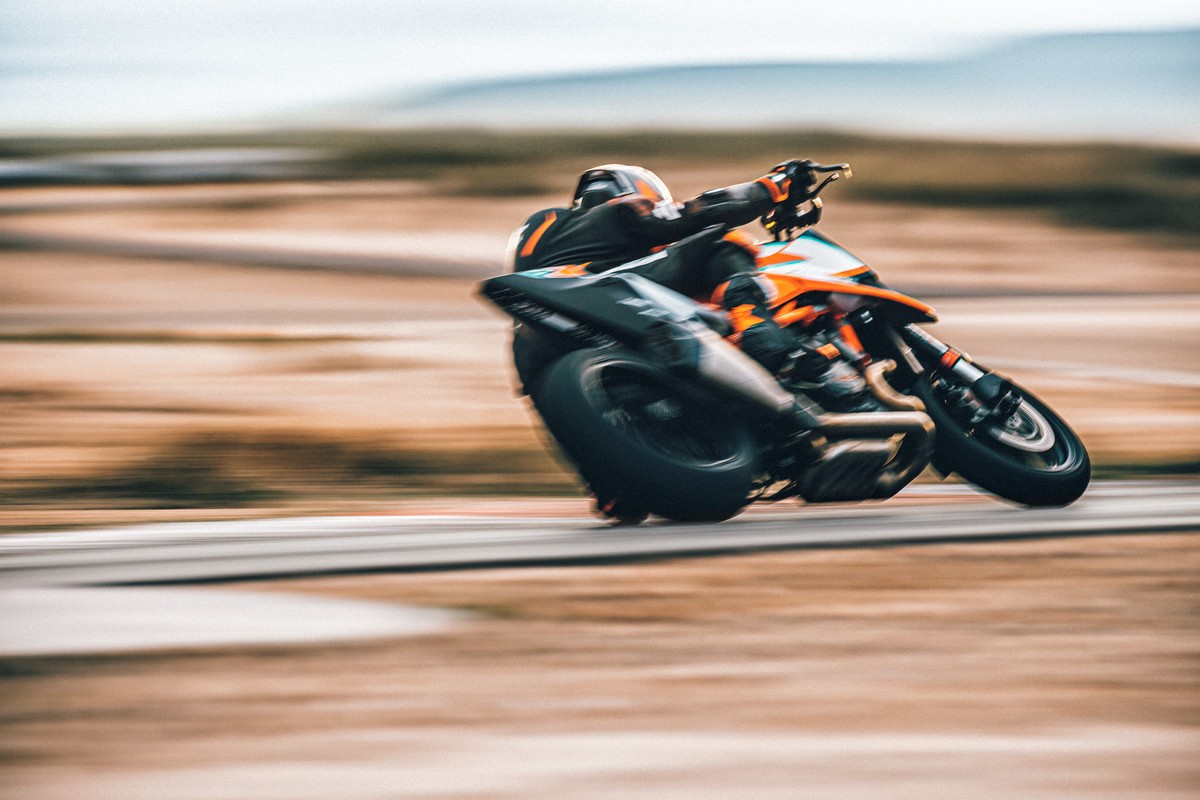 KTM 1290 Super Duke RR, "La Bestia" si fa ancora più esclusiva