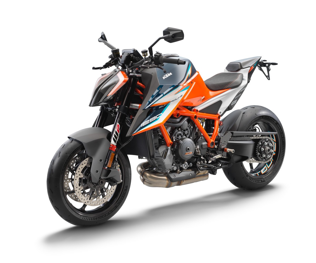 KTM 1290 Super Duke RR, "La Bestia" si fa ancora più esclusiva