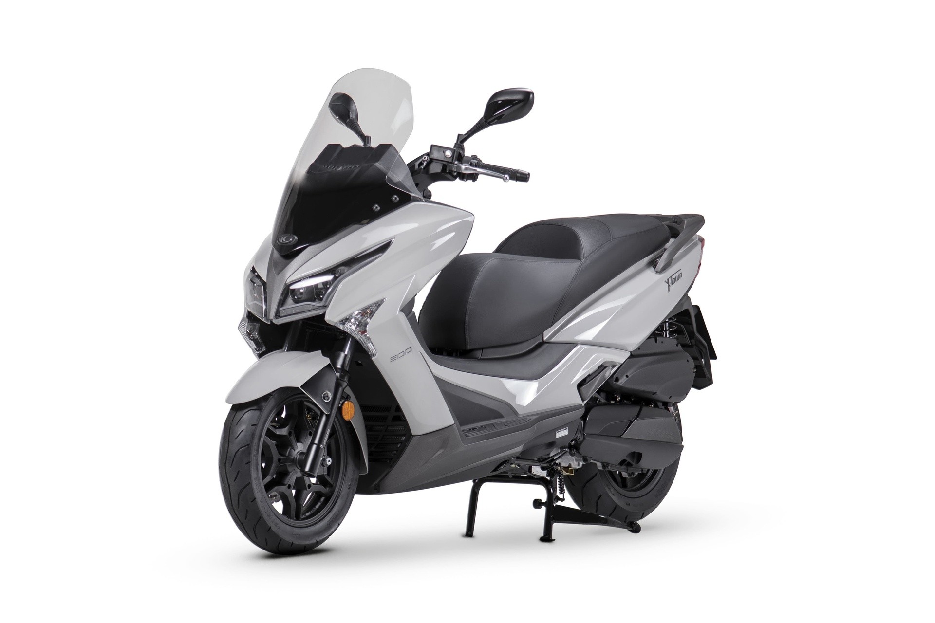 Kymco XTown 300i ABS si rinnova caratteristiche, prezzi e