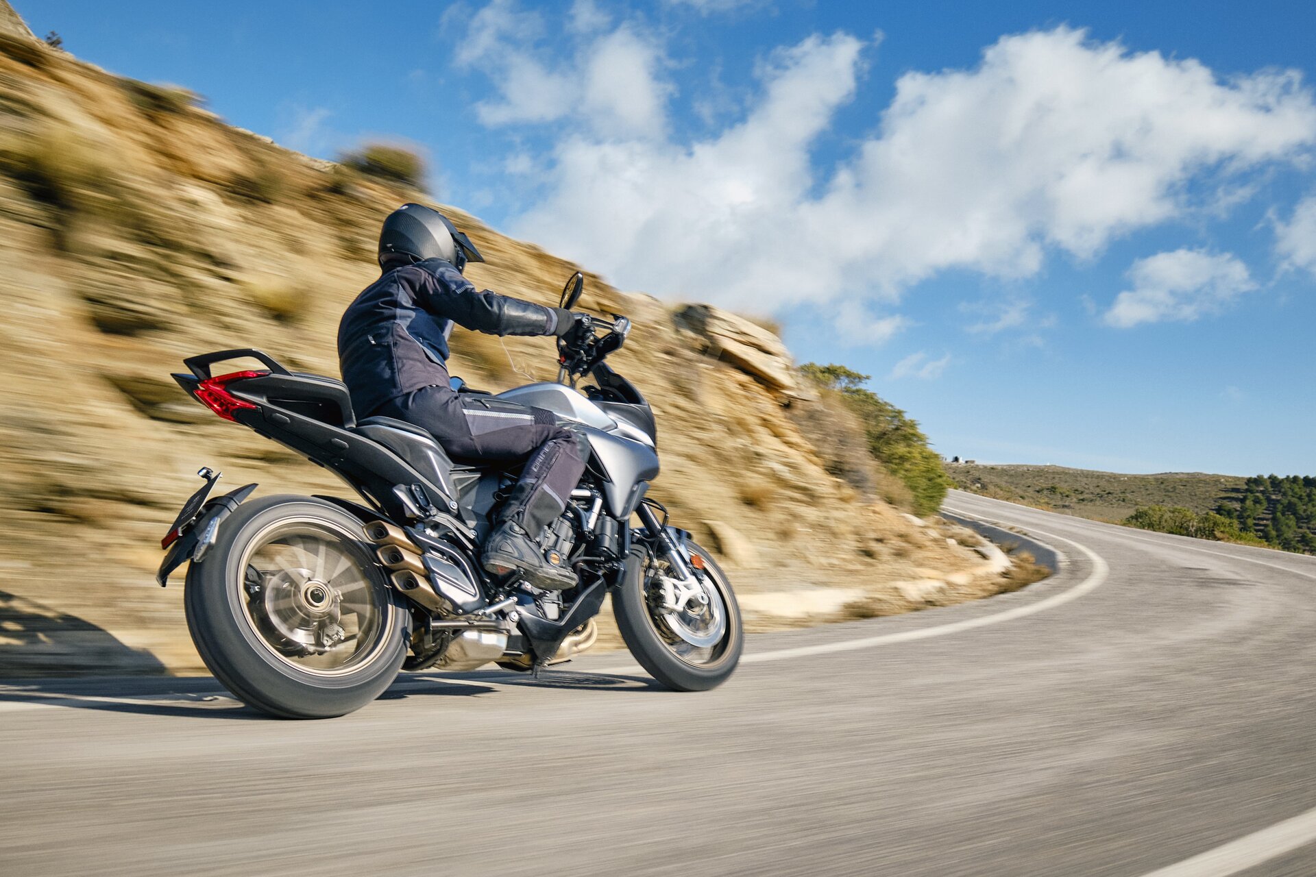 Mv Agusta Turismo Veloce 2021