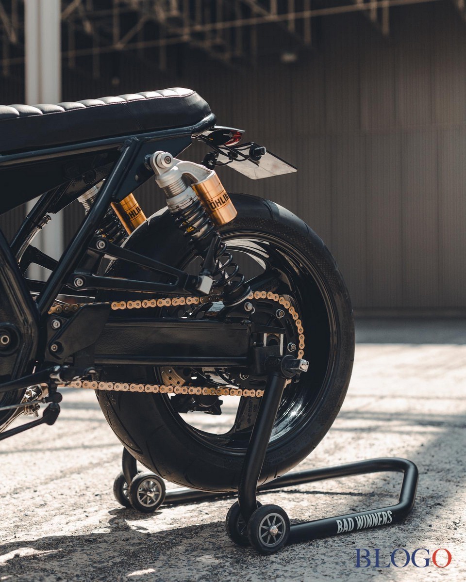 Yamaha XJR1300 