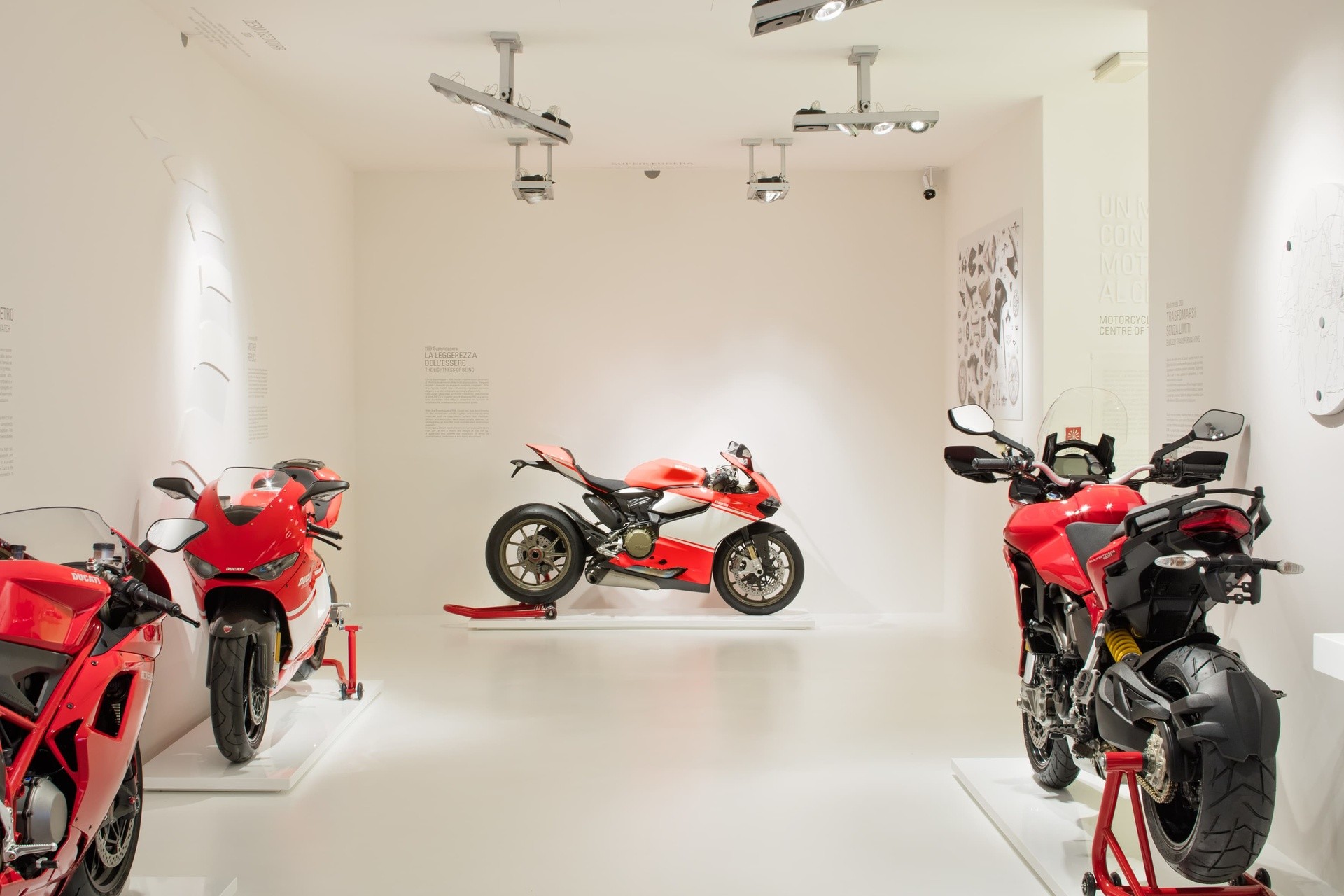 Museo Ducati: Borgo Panigale Experience