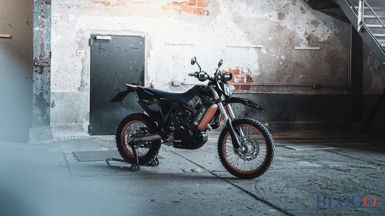 Husqvarna Replay Limited Edition
