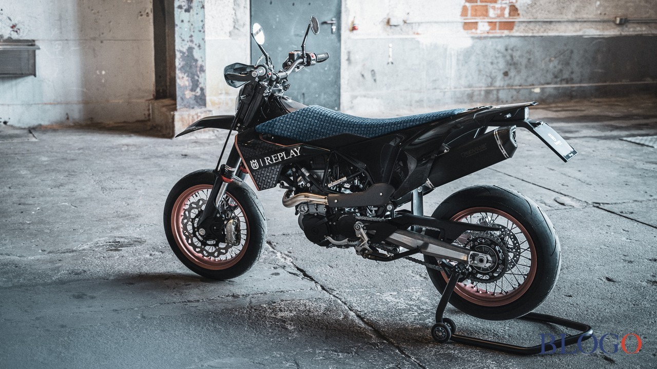 Husqvarna Replay Limited Edition