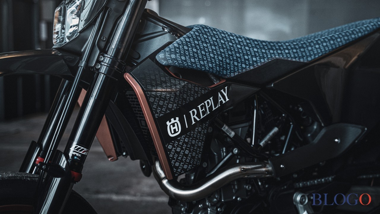 Husqvarna Replay Limited Edition