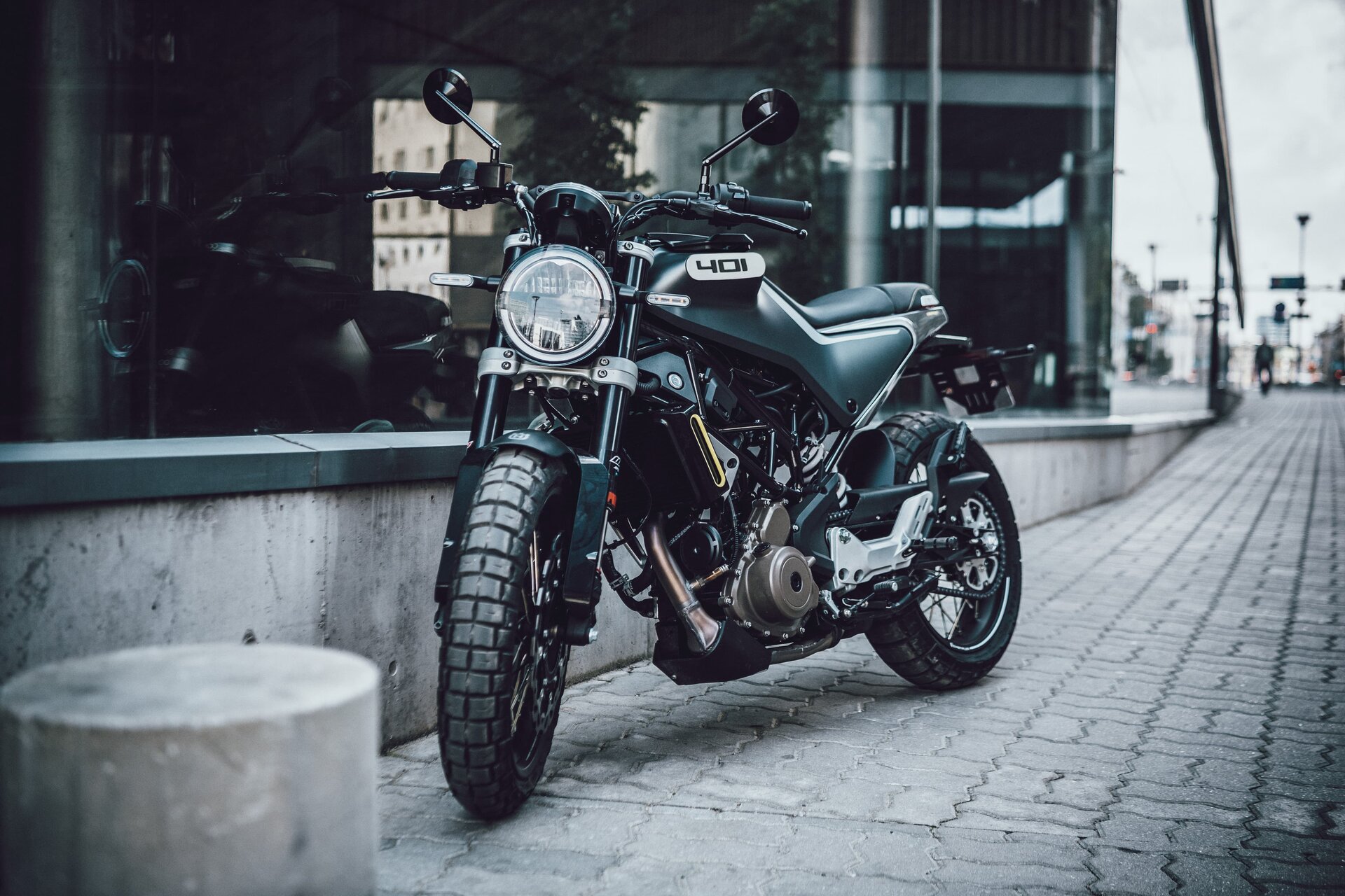 Husqvarna e KTM: nuovi prezzi per i modelli stradali 2021