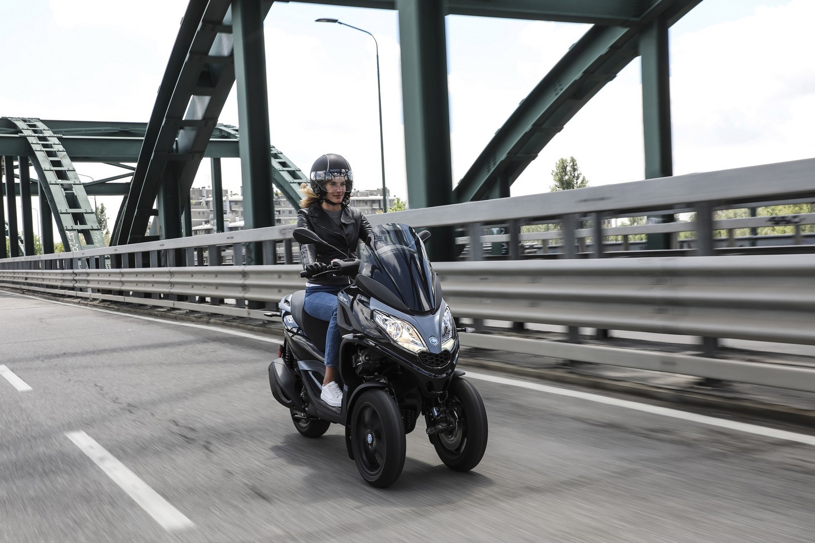 Piaggio MP3 300hpe 2021