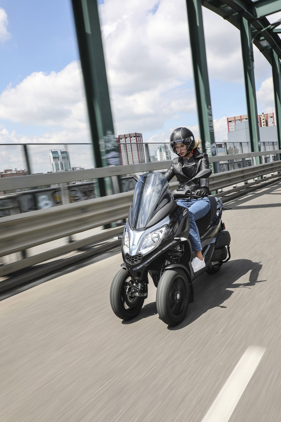 Piaggio MP3 300hpe 2021