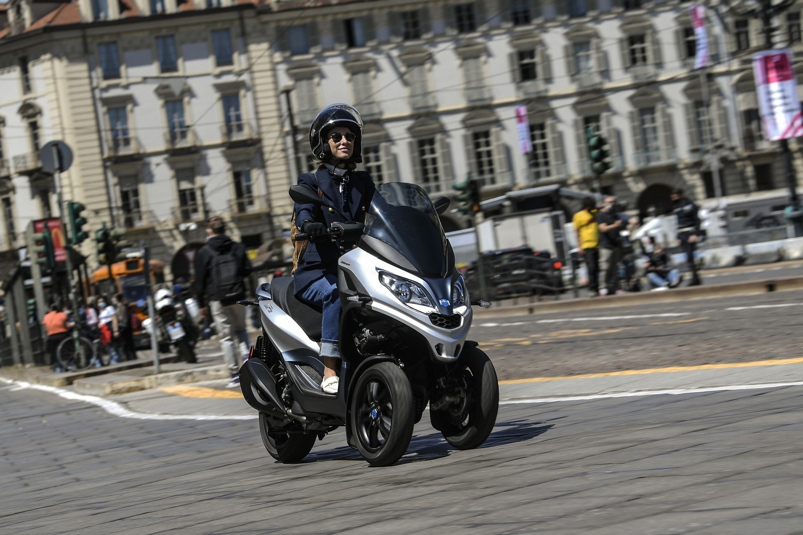 Piaggio MP3 300hpe 2021