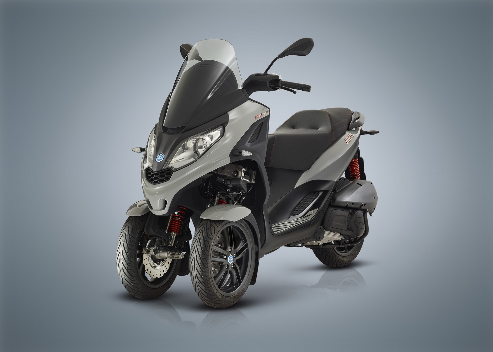 Piaggio MP3 300hpe 2021