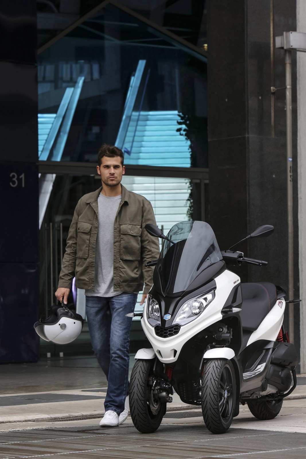 Piaggio MP3 300hpe 2021