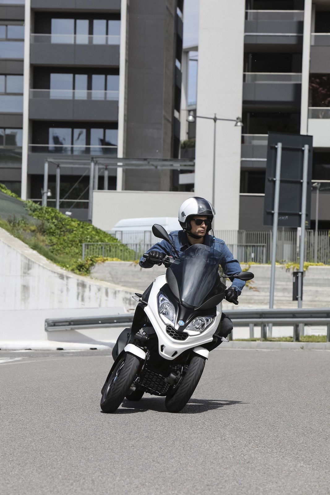 Piaggio MP3 300hpe 2021