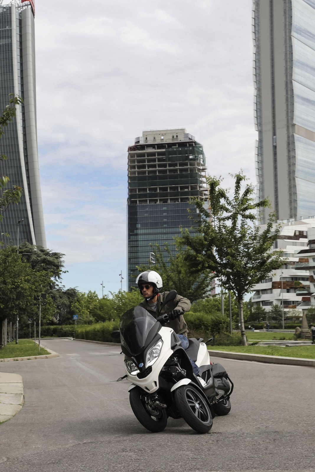 Piaggio MP3 300hpe 2021