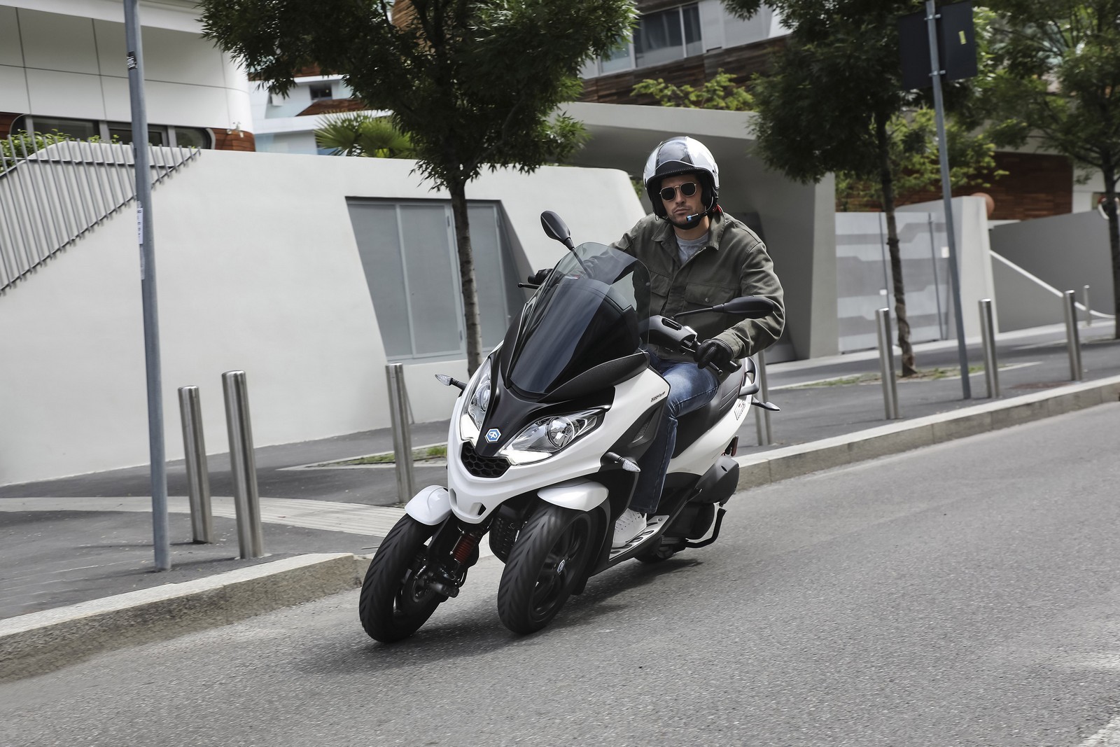 Piaggio MP3 300hpe 2021