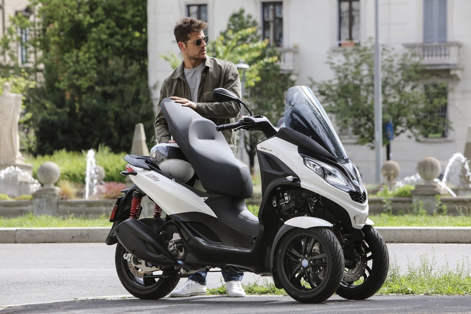 Piaggio MP3 300hpe 2021
