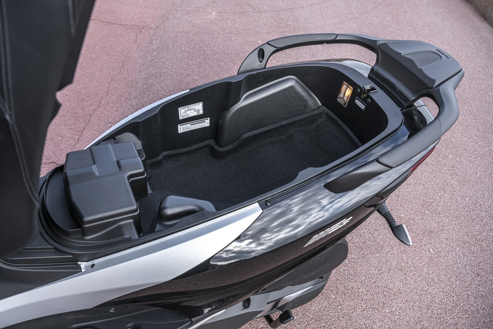 Piaggio MP3 400hpe 2021