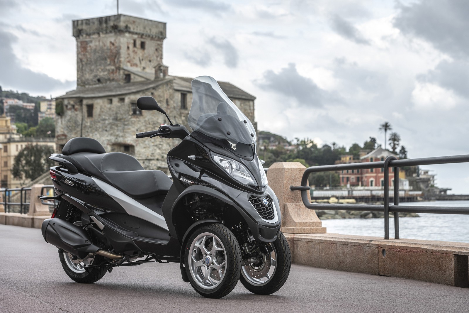 Piaggio MP3 400hpe 2021